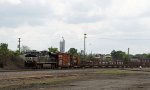 NS 9530 leads train 93Q southbound